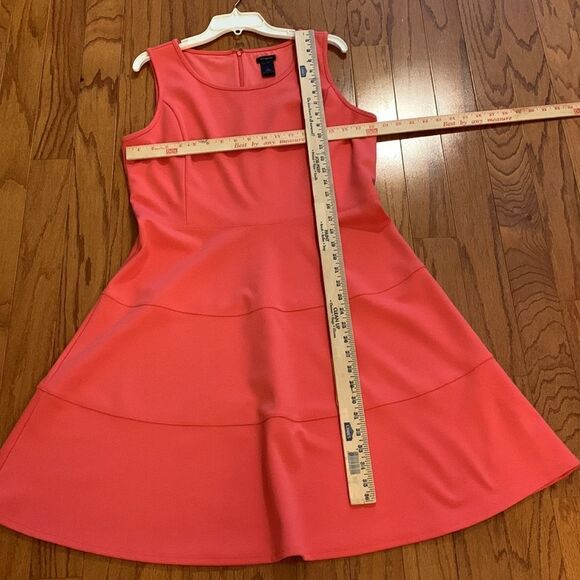 Ann Taylor size 12 coral sleeveless dress - Picture 3 of 8